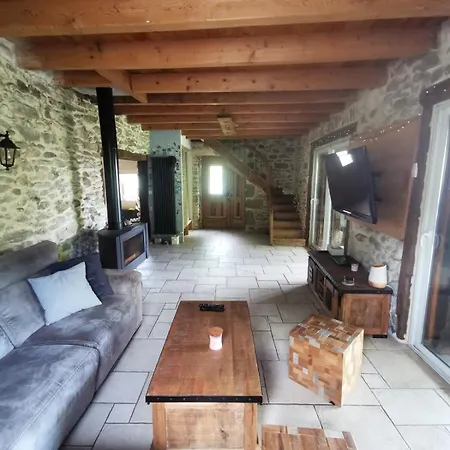 La Pierre Des Champs - Piscine Et Jacuzzi * Massingy (Haute-Savoie)